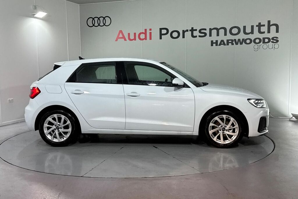 Audi A1 Sport HX75YEJ Black #2