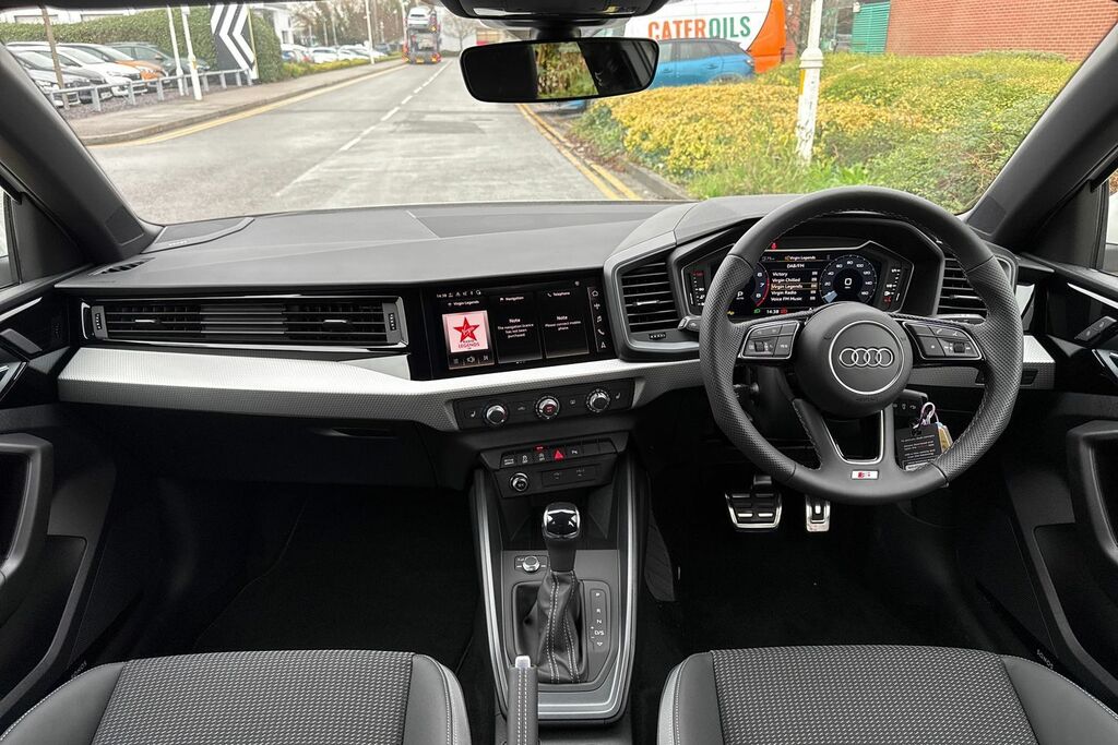 Audi A1 S Line Black #3