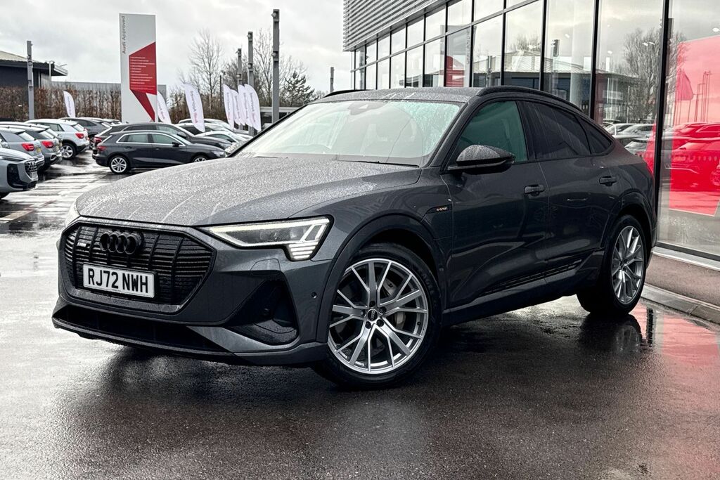 Audi E-tron Black Edition RJ72NWH Black #5
