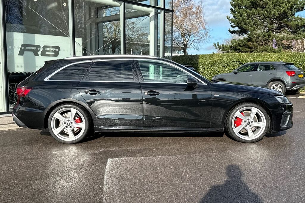 Audi A4 S Line Black