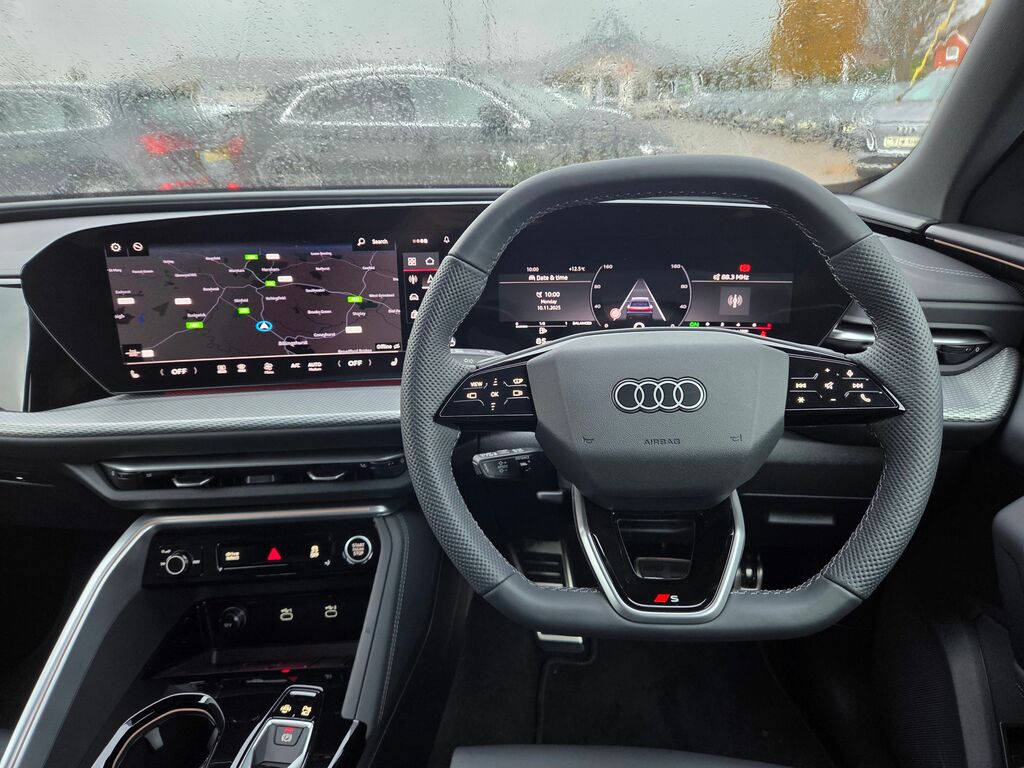 Audi Q5 S Line GY75LUL Black #6