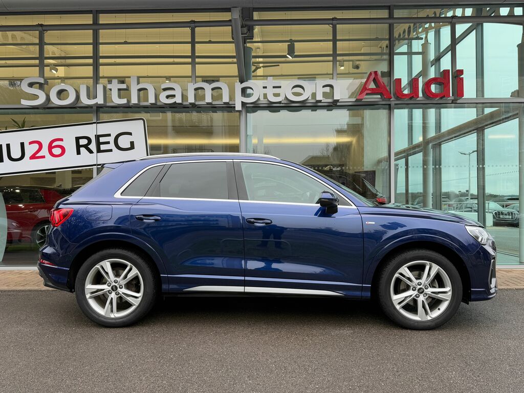 Audi Q3 S Line HG73XDN Blue #2