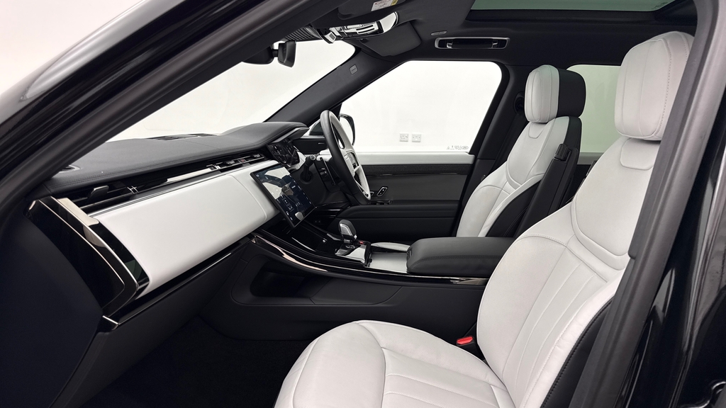 Land Rover Range Rover Sport D300 Dynamic Se Santorini Black KJ24ZZS Black #3