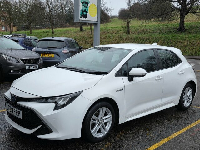 Toyota Corolla Vvt-h Icon Tech Hatchback LT69FRP White #6