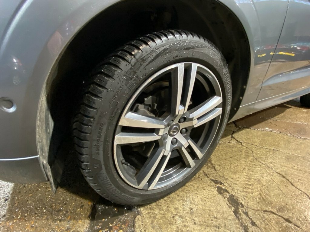 Volvo XC60 2L Momentum Pro KM67JEO Grey #6