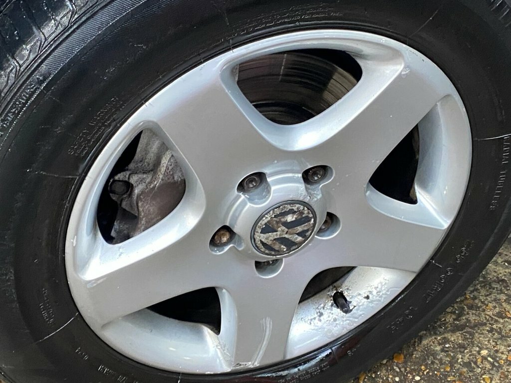 Volkswagen Touareg 3.2 V6 Grey #4