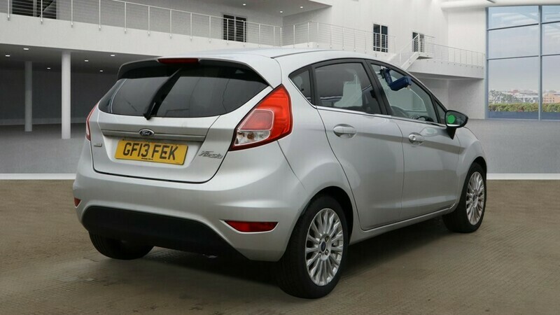 Ford Fiesta Titanium Silver #3