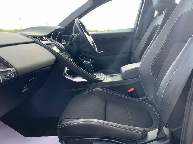Jaguar E-Pace R-dynamic 246 Bhp Red #4