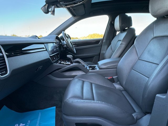 Porsche Cayenne V6 456 Bhp YG69KSR Blue #4