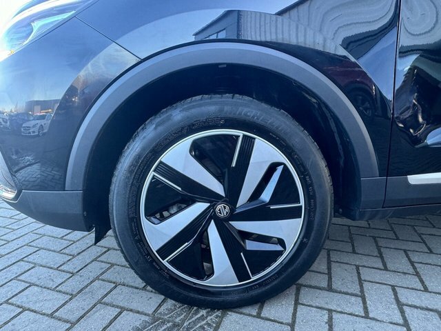 MG ZS Trophy Suv YB71ZPL Black #6