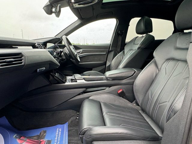 Audi E-tron Quattro Launch Edition Grey #4