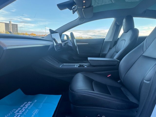 Tesla Model 3 4dr Electric Auto Rwd WN72YBZ White #4