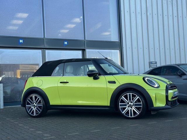 Mini Convertible Cooper Exclusive Convertible AK71GMO Yellow #5
