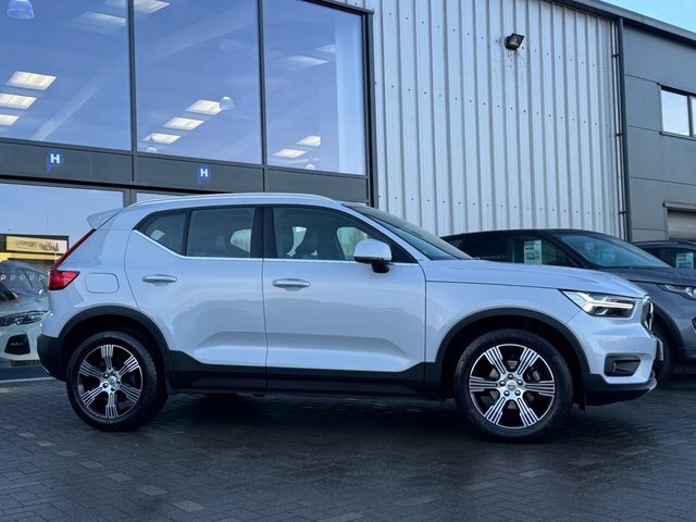 Volvo XC40 T3 Inscription Suv EO69XXR Silver #5