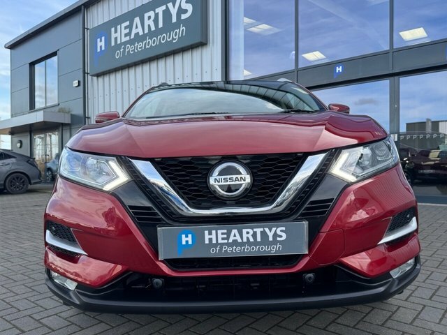 Nissan Qashqai Dci N-connecta Suv CV69OOJ Red #2