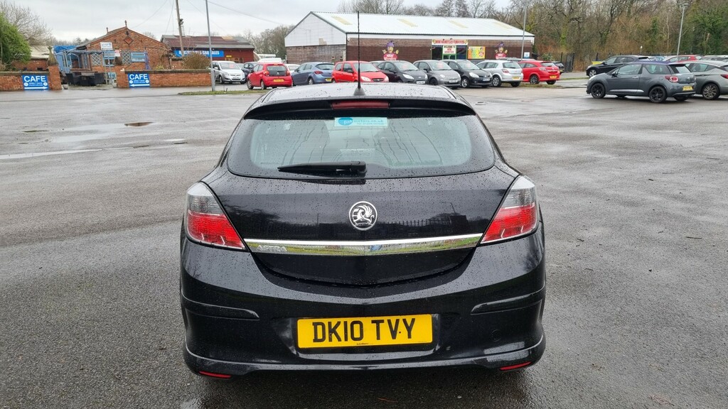 Vauxhall Astra Hatchback 1.4 I 16V Sport 2010 Black #5