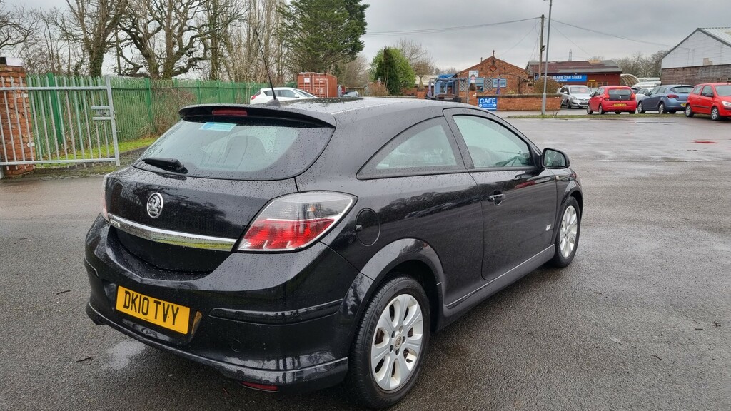 Vauxhall Astra Hatchback 1.4 I 16V Sport 2010 Black #2