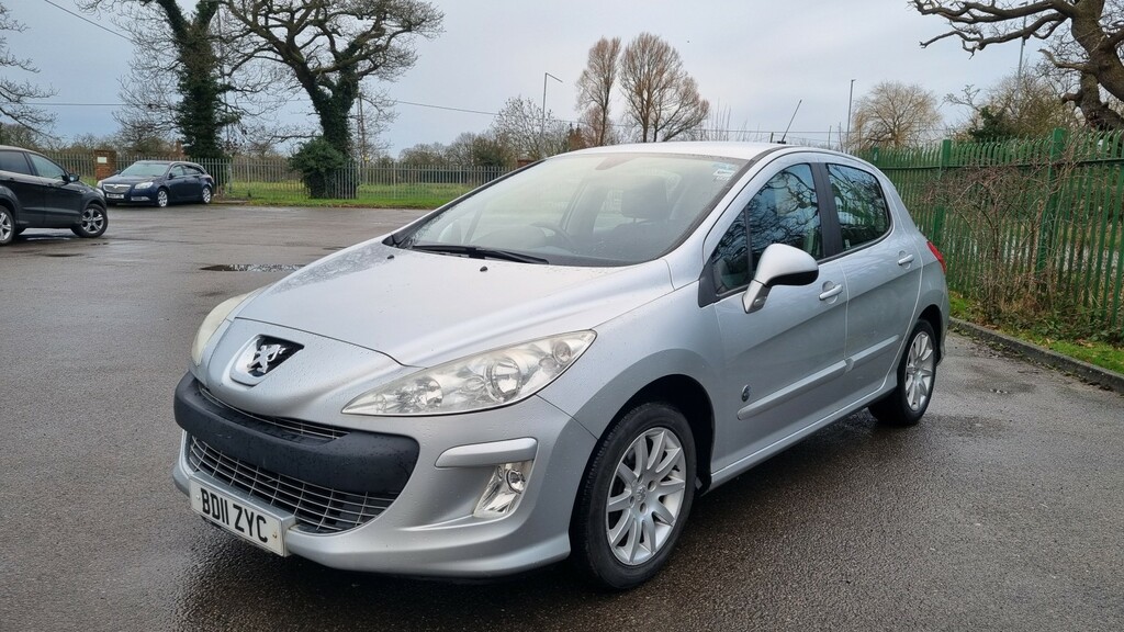 Peugeot 308 Hatchback 1.6 Vti Envy 2011 Silver #6