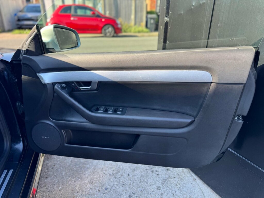 Audi RS4 Cabriolet Rs 4 Quattro Black #25