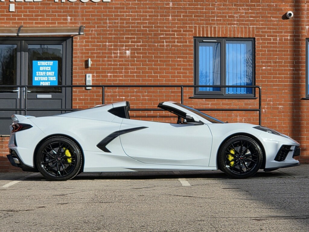 Chevrolet Corvette Stingray 6.2 V8 2Lt Yellow #10