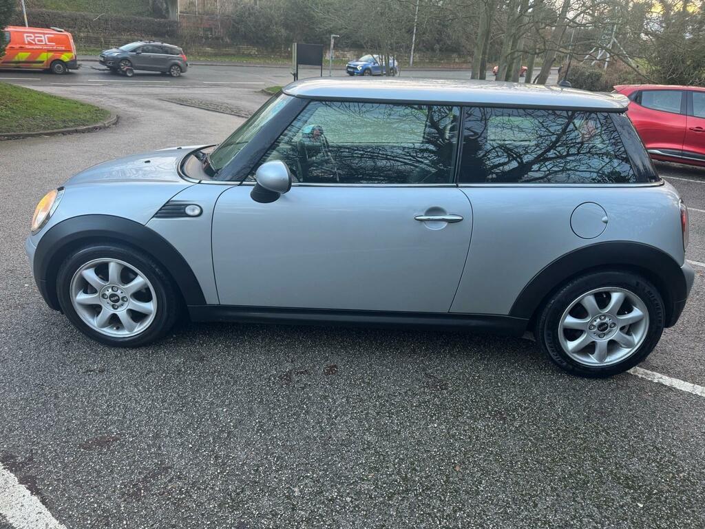Mini Hatch Cooper D Silver #2