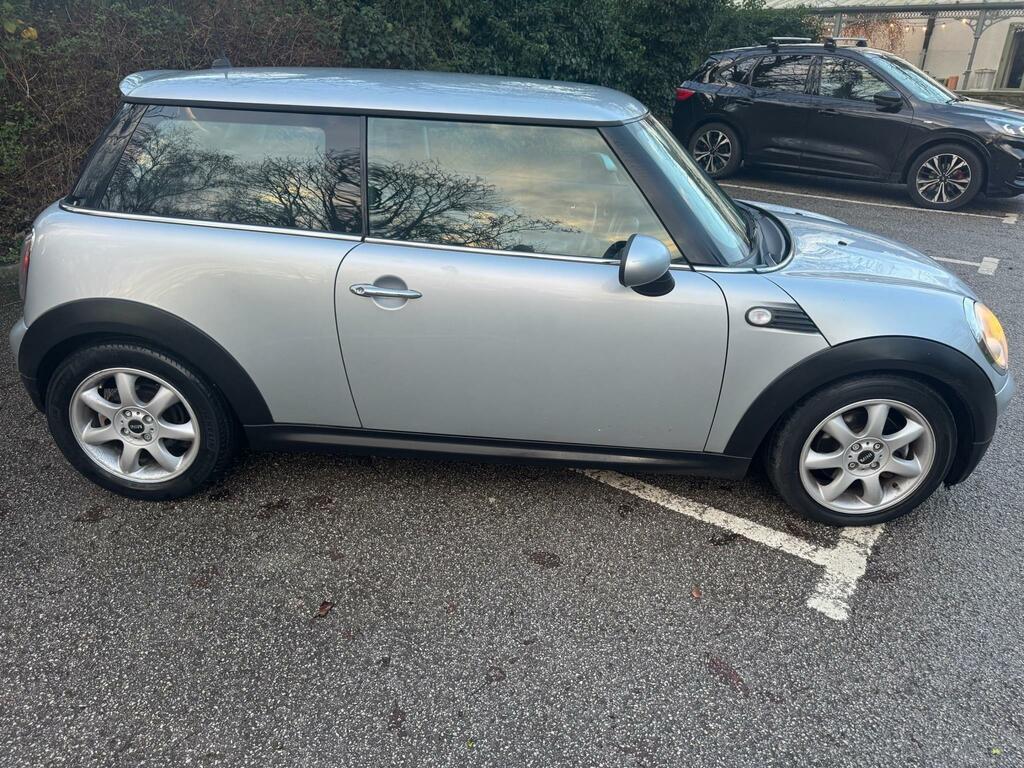 Mini Hatch Cooper D Silver #6