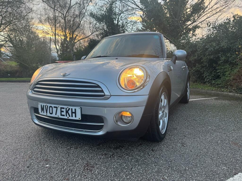 Mini Hatch Cooper D Silver