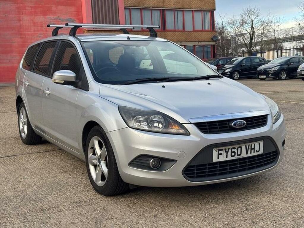 Ford Focus Home Car Detail FY60VHJ Silver #4