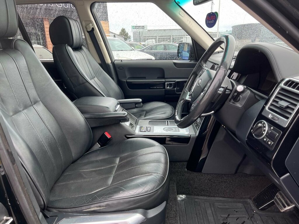Land Rover Range Rover 4X4 Westminster 2012 M8RKY Black #2