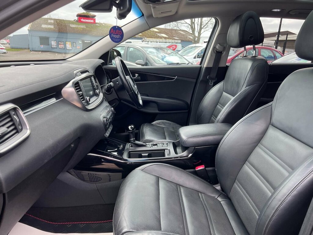 Kia Sorento Estate Crdi Kx-4 Isg 2015 SY65TWU Grey #3
