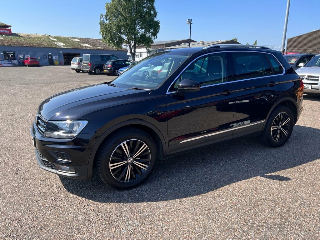 Volkswagen Tiguan Estate Se Navigation Tdi Bmt Dsg 201818 Black #6