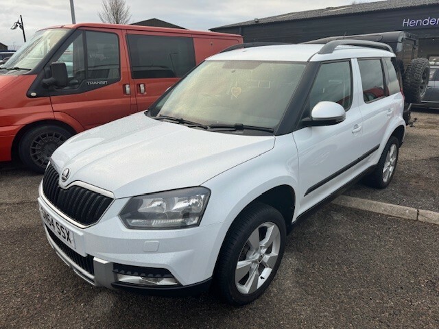 Skoda Yeti Suv 2.0 Tdi Tour De France 4X4 2014 White #4