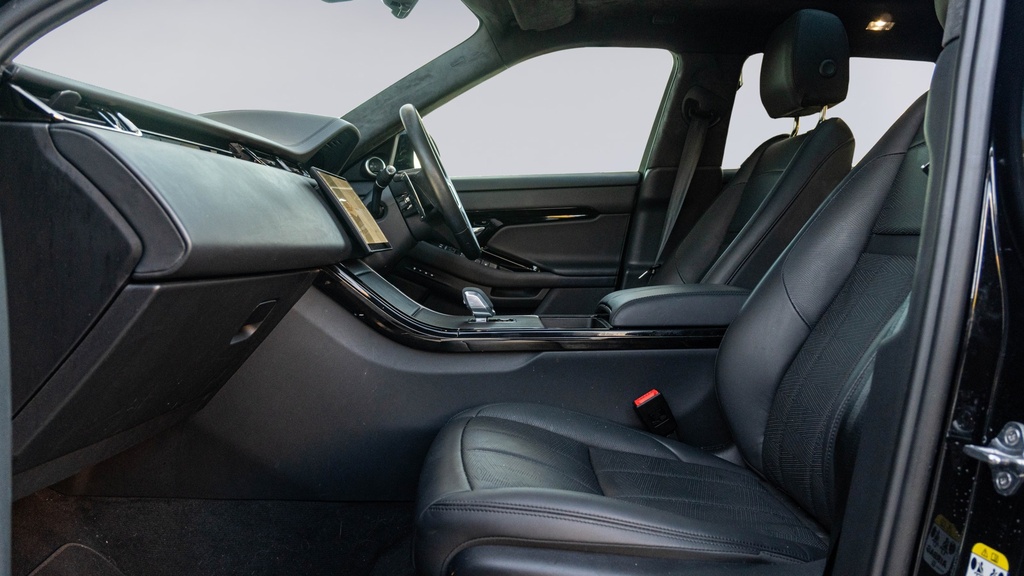 Land Rover Range Rover Evoque 2.0 D200biography HY25VVH Black #3