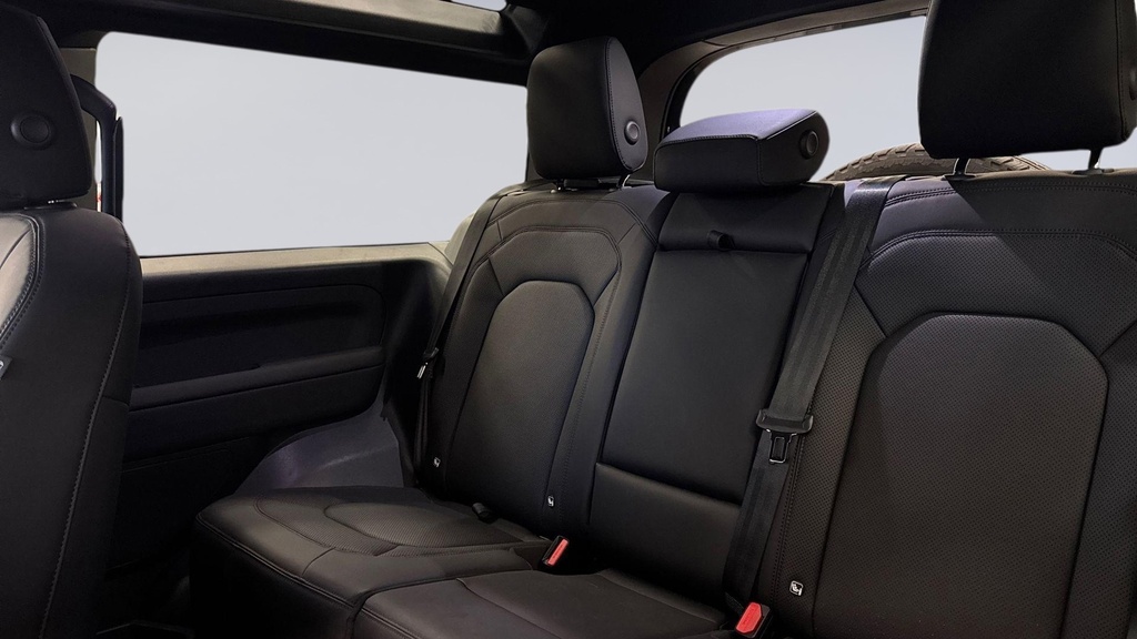 Land Rover Defender 90 3.0 D350 X-dynamic Se 90 HN74WEH Black #3