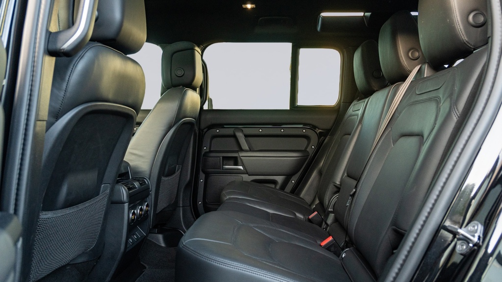 Land Rover Defender 110 3.0 D350 X-dynamic Hse 110 7 Seat KM74JZV Black #4