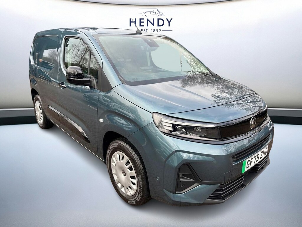 Vauxhall Combo-e Life 100Kw Pro 52Kwh H1 Van Blue