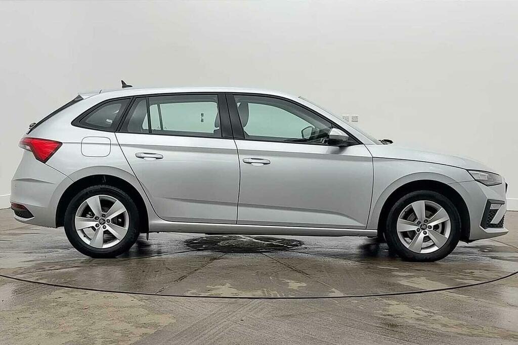 Skoda Scala Scala 1.0 Tsi 116Ps Se Edition Hatchback Lez Co GF25OND Silver #4