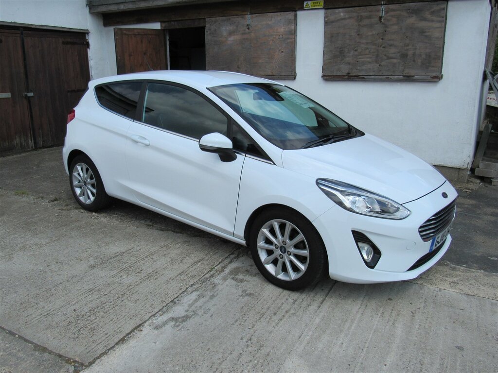 Ford Fiesta Titanium 1.0Lt Full Service History GJ18OFW White #3
