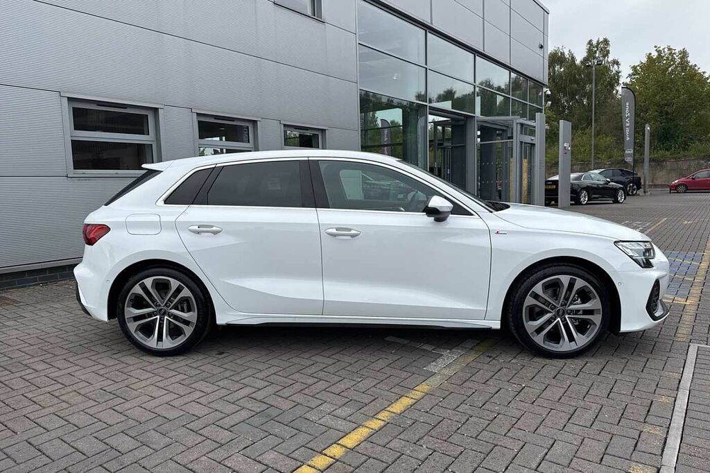 Audi A3 S Line Tfsi 150 Ps S Tronic HF75OHK White #4