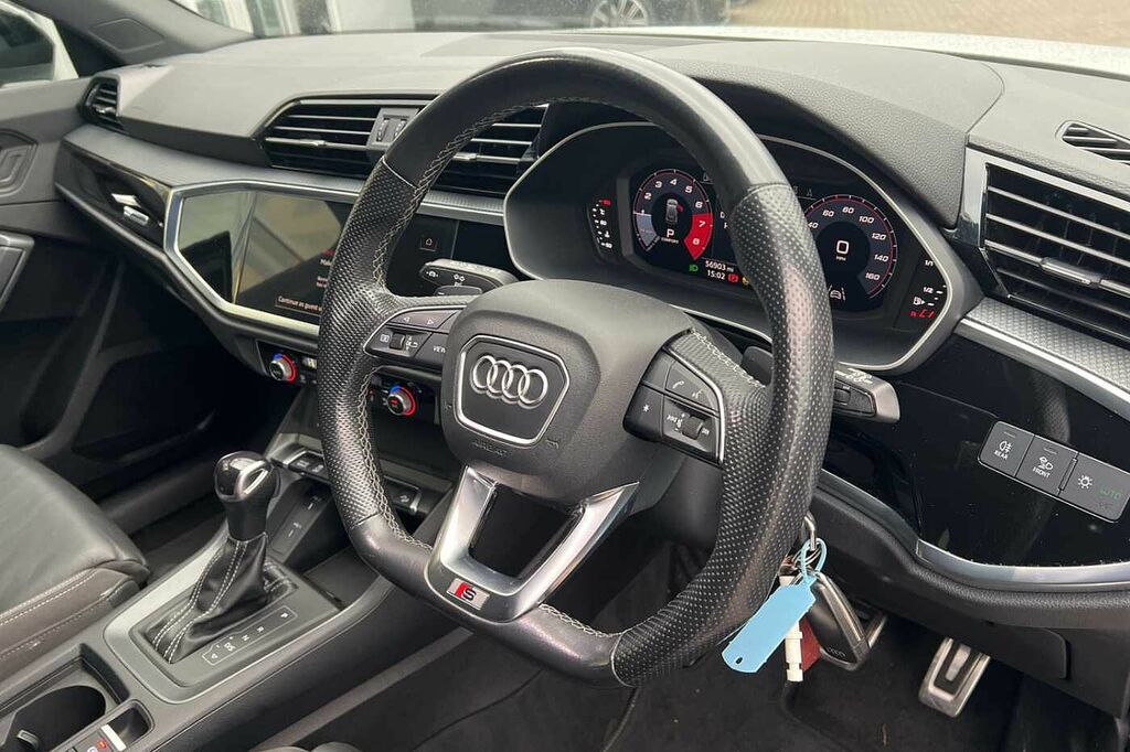 Audi Q3 Black Edition 35 Tfsi 150 Ps S Tronic WG72EYJ Silver #6