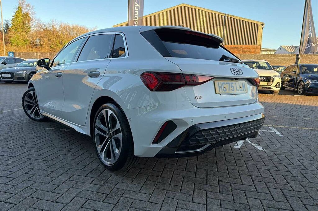Audi A3 S Line Tfsi 150 Ps S Tronic HG75LLM White #3