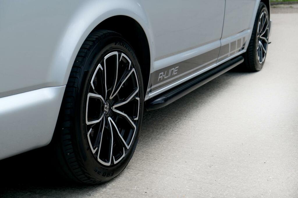 Volkswagen Transporter Panel Van T28 Tdi Pv Highline Bmt 2018 Silver #6