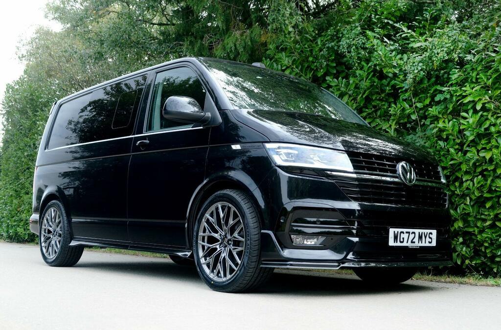 Volkswagen Transporter Combi Van 2.0 Tdi T32 Highline Kombi 150 Bhp Dsg WG72MYS Black #3