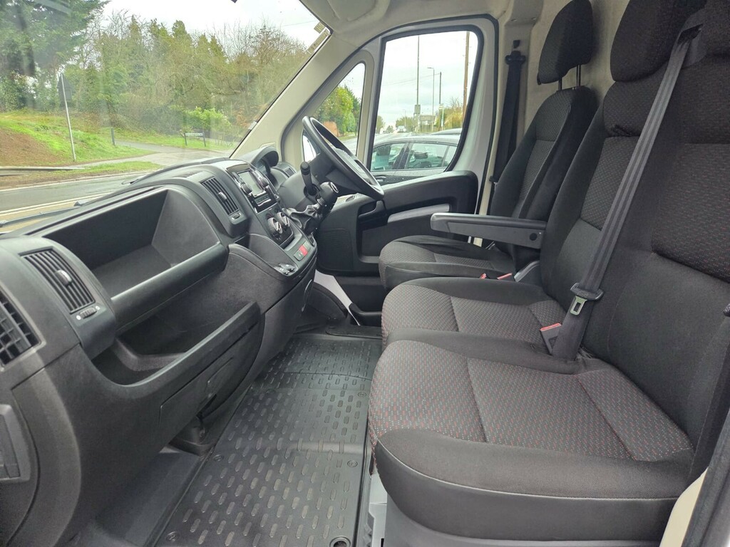 Citroen Relay 2.2 Bluehdi H2 Van 140Ps Enterprise WD72AFY White #2