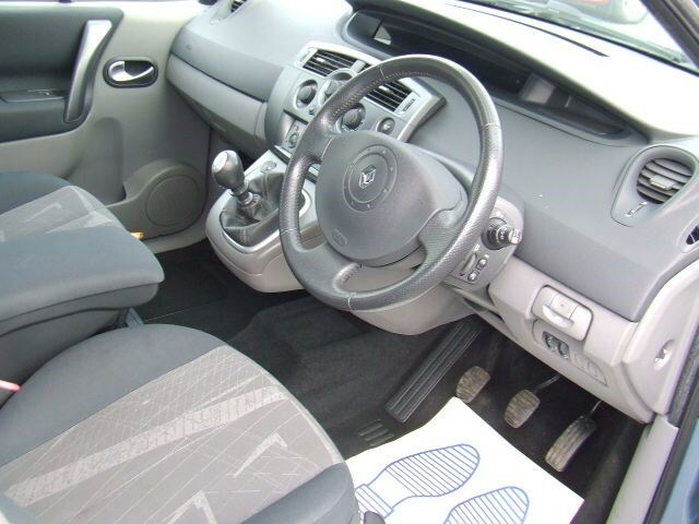Renault Grand Scenic 1.9 Dci Dynamique 7 Seater From 3,495 Re MK54OGL Blue #5