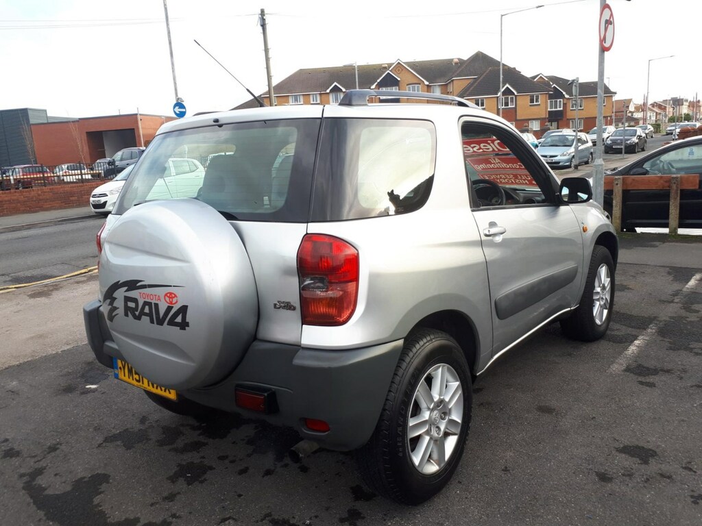 Toyota Rav 4 4 Nv 2.0 D-4d 3-Door From 2,695 Retail P Silver #4