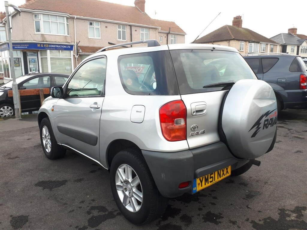 Toyota Rav 4 4 Nv 2.0 D-4d 3-Door From 2,695 Retail P Silver #5