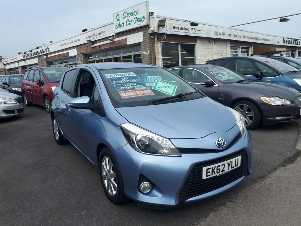 Toyota Yaris 1.5 Vvt-i Hybrid T4 Cvt 5-Door From 8,6 Blue #3