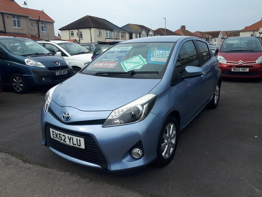Toyota Yaris 1.5 Vvt-i Hybrid T4 Cvt 5-Door From 8,6 Blue #2