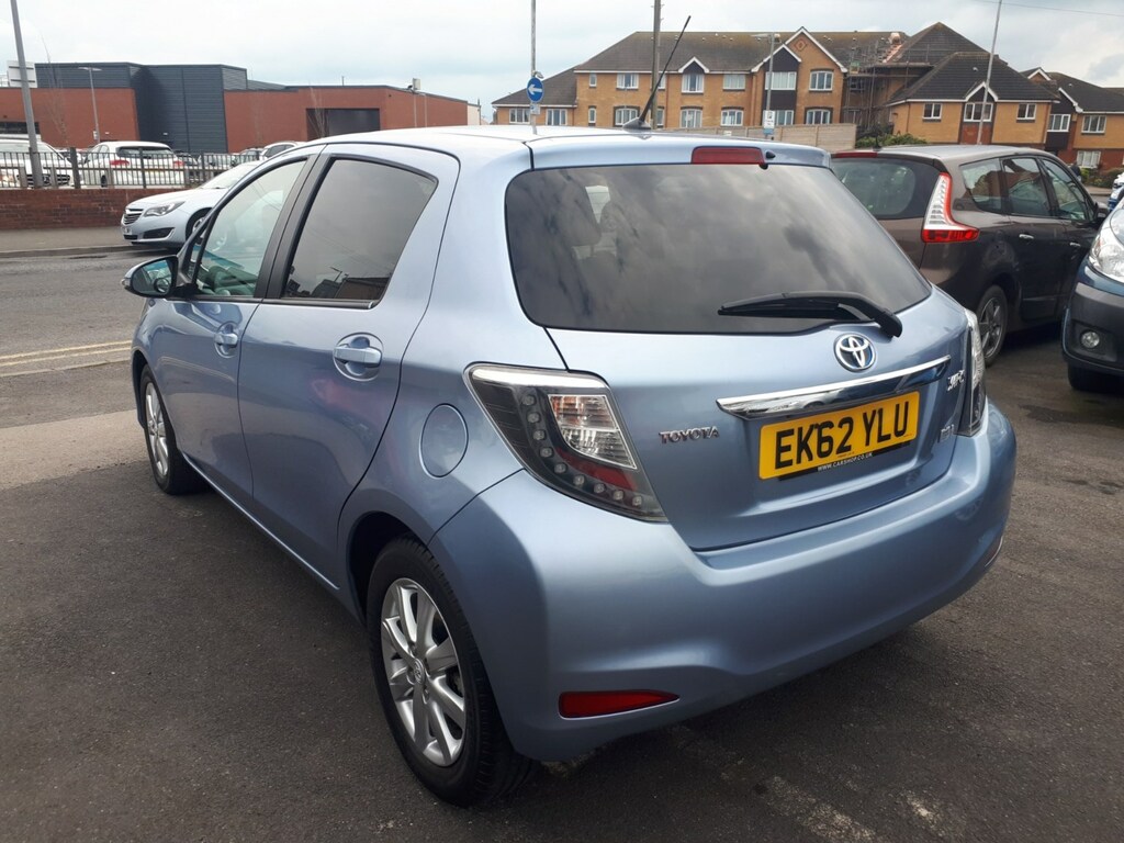 Toyota Yaris 1.5 Vvt-i Hybrid T4 Cvt 5-Door From 8,6 Blue #5